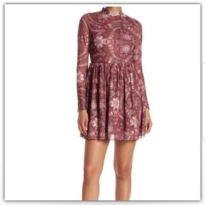 NWT TAYLOR & SAGE SIZE MEDIUM